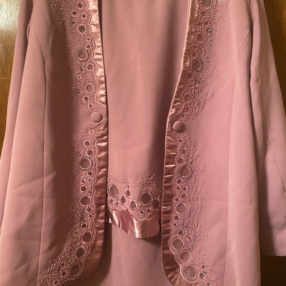 Harmony New York 3-PC Skirt Suit Embroidery, Rhinestone, Size 10, Lilac - Picture 8 of 11